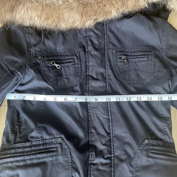 TNA Verbier Vegan Parka - Picture 13 of 15